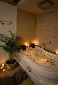Suite with Jacuzzi at ”Cocoon relaxation area” - Image 3