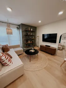 Keep Austin Cozy - Boutique Central Retreat - Image 2