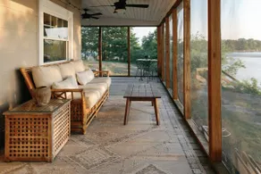 Waterfront Cottage w Water Access, Sauna, Hot Tub - Image 3