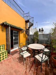 Cathedral View (Private Rooftop) - Image 4