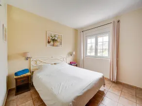 Villa a El Agar con Piscina e Spiagge - Image 4