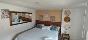 Beach front entire place with balcony - Image 2