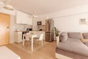 ZEN Grand Apartment - Image 2