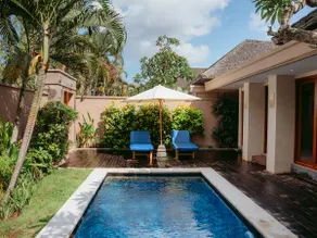 TROPICAL & QUITE VILLA BETWEEN SEMINYAK AND CANGGU - Image 2