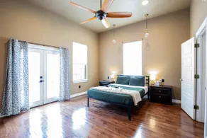 The Waco Victorian: 5min to Silos/Downtown/Baylor - Image 5