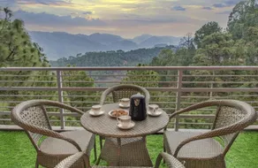 The Mahalaxmi Villa l 3 Bedroom Villa l Jacuzzi - Image 3