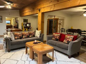 Cozy HunterMountain Getaway House - Image 2