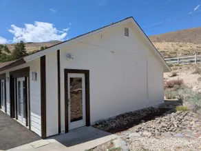 5 guests, 2 Bedrooms, 1 Daybed, Long Term discount - Image 2