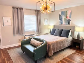 Samtida Chic Condo Biloxi - Image 3