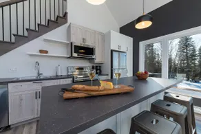 Petite Charlevoix 2: Sauna, Fire & Hot Tub - Image 5