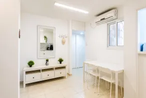 YaffoTLV • Bright 2 Bedroom apt with shelter - Image 2