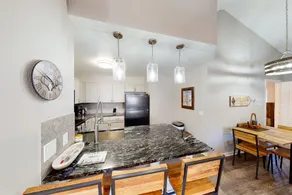 Tranquil 2BR Mountainview | Deck | Pool - Image 4