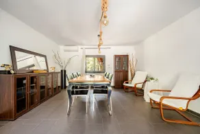 Gradevole masseria adatta alle famiglie con piscina, terrazza e giardino | Vista sulla montagna - Image 3