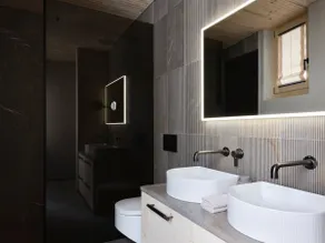 Two-Bedroom Deluxe Apartment - Image 3