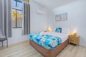 Two BedroomVilla (1 Queen,2 Single) - pets allowed - Image 5