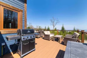 Chalet Bleu 55: Hot Tub, Views, Games & BBQ - Image 4