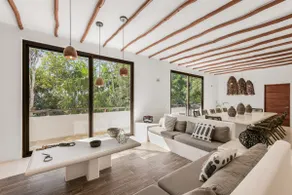 Casa Lole · Lagoon Front · Private Dock - Image 5