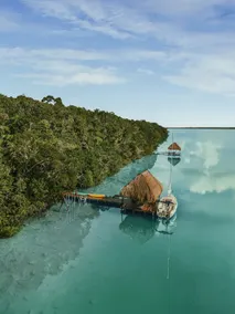 Casa Lole · Lagoon Front · Private Dock - Image 3