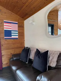 Otter 2 Lodge - Private Hot Tub- Dog Friendly - Image 4