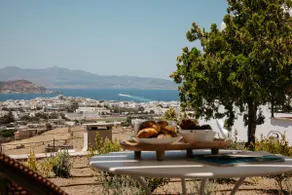 Comfort Suite with Partial Sea View - Image 4