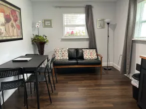 Cozy and clean guesthouse in Boynton Beach - Image 3