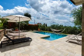 LA SASSAIOLA, Villa med panoramaudsigt og swimmingpool - Image 2