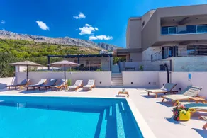 NY! Villa Diva med 7 soveværelser, opvarmet pool, sauna og sjov zone, havudsigt - Image 4