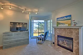 Beachfront Pajaro Dunes Condo w/ Bay Views! - Image 5
