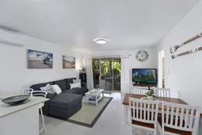 Applecross Guest Suite - Walk to the Beach - Image 4
