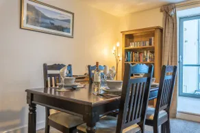 Torr Apartment Raven - Image 4