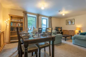 Torr Apartment Raven - Image 3