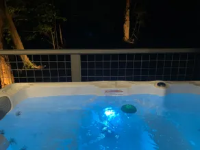 ”THE MOON” Cabin with Private Hot Tub Deck - Image 5