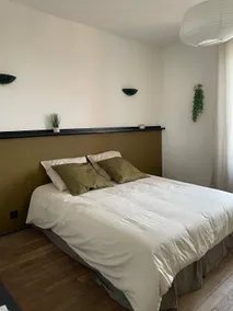 Comfort & Design Apartment in Orléans - Image 3