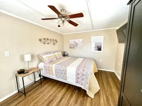 The Lake House at the Roost - Image 4