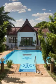 The Grand Retreat - Image 3