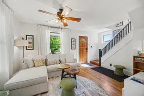 Cozy + Clean ”Old West Side” Home .5m to Downtown - Image 2