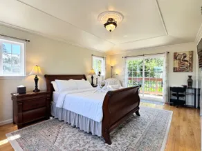 Romantic Spa Suite—Whirlpool•Sun Deck•Luxe Escape - Image 4