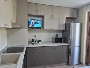 ”MIG” guest apartment with free parking! - Image 4