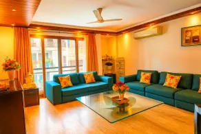 STS: Grand Luxuriant-GK1-Parking-4BHK-WiFi-TV - Image 2