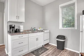 Waterfront 1King/1ba Sleep 3 Full Apt 1st Floor O - Image 3