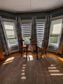 Large Upper 1 bedroom apartment, pet friendly - Image 4