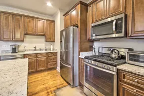 'Thomson Farm' Classic Home < 10 Mi to Vineyards! - Image 5