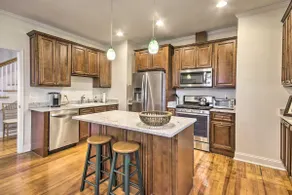 'Thomson Farm' Classic Home < 10 Mi to Vineyards! - Image 3