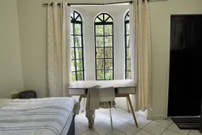 Cosy Secluded Studio, Nature Views,Outside Seating - Image 4
