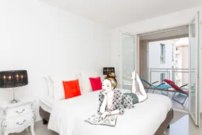 MARTINEZ HOTEL AREA: Modern 3 bedrooms w/ terrace - Image 3
