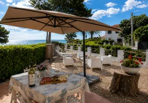 La Perla Marina GP at only 10 mt from the beach - Image 3