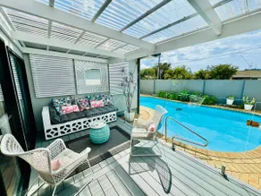 PALM SPRINGS – 2 BED + POOL – COFFS HABOUR - Image 3