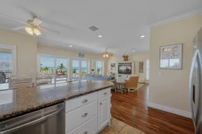 102 6Th St S- Upstairs Home - Image 3
