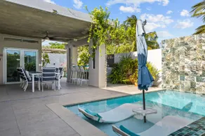 5 bedroom Exclusive Beach Villa- WOW! - Image 2