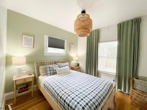 Look no further in Lakewood! 2bed 1bath Central AC - Image 5